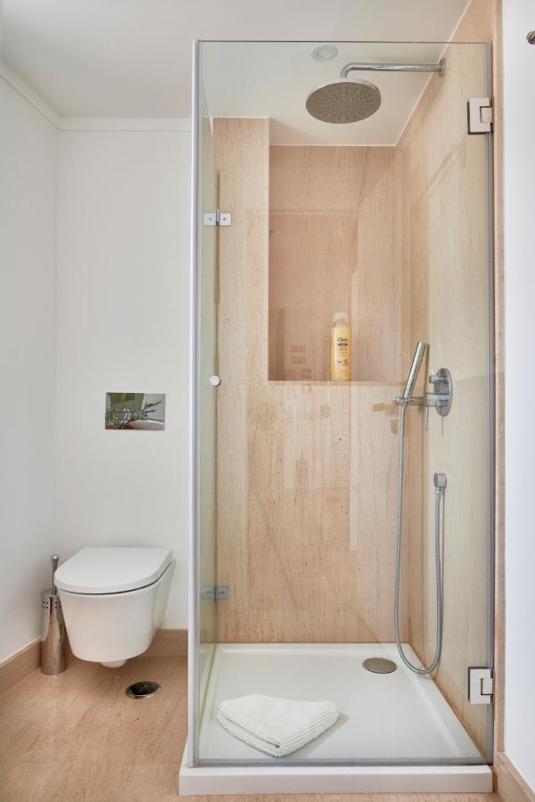 Cozy Flat In Santa Apolonia Apartment Lisbon Bagian luar foto